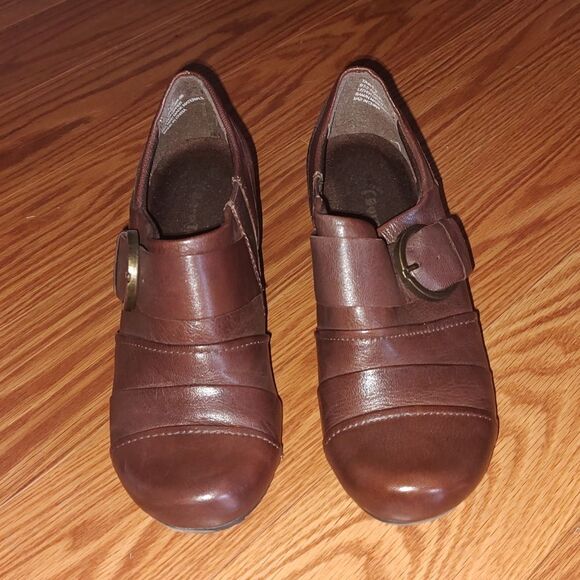 Bare Traps “Tasha" brown Ankle Booties Size 6.5 EUC worn once - Picture 2 of 6